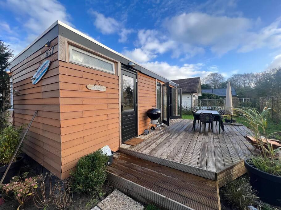 Moderne Bungalow Voor 6 Personen ยูเลียนาดอร์ป ภายนอก รูปภาพ